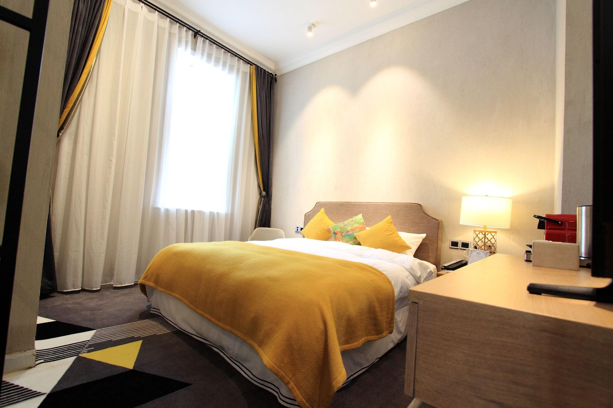 No.5 Hengshan Road Cultural Hotel Циндао Екстериор снимка